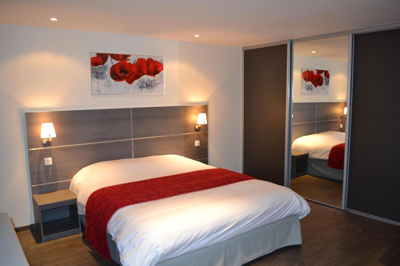 Hotel Saint-Pierre Pontarlier Exterior foto